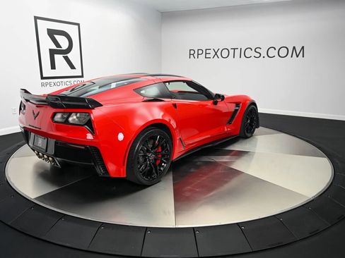 Used 2015 Chevrolet Corvette Z06 w/ 3LZ Preferred Equipment Group RWD image 62