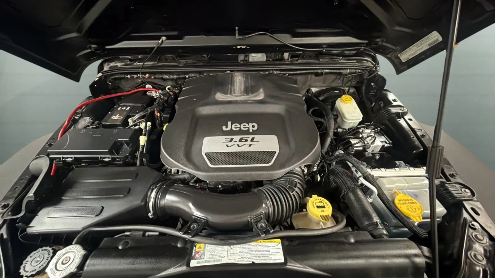 Used 2012 Jeep Wrangler Unlimited Sport AWD/4WD image 22