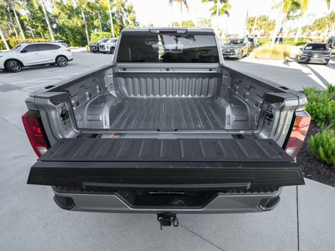 Used 2024 GMC Sierra 1500 Elevation image 43