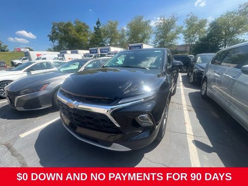 Used 2025 Chevrolet Blazer LT FWD image 1