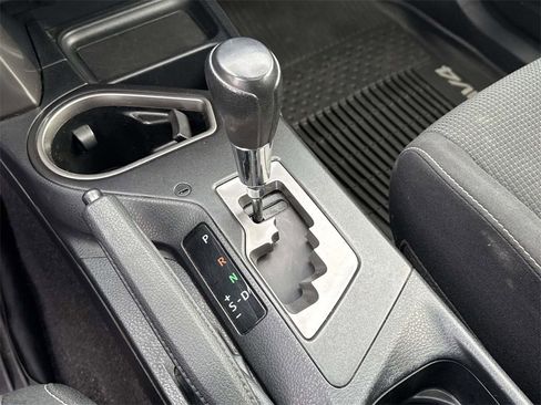 Used 2018 Toyota RAV4 XLE image 27