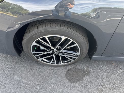 New 2026 Toyota Camry XLE AWD/4WD image 9