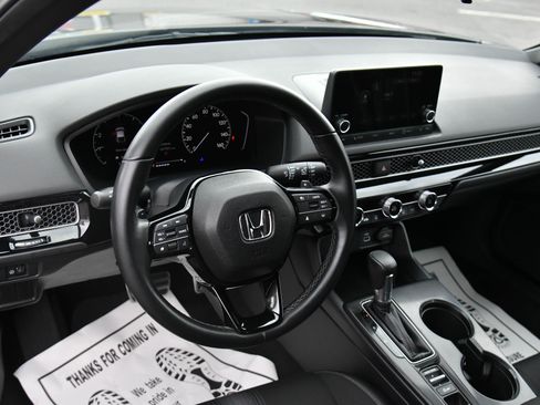 Used 2024 Honda Civic Sport image 14