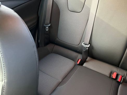 Used 2025 Buick Encore GX Preferred image 39