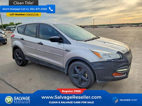 Used 2016 Ford Escape S image 5