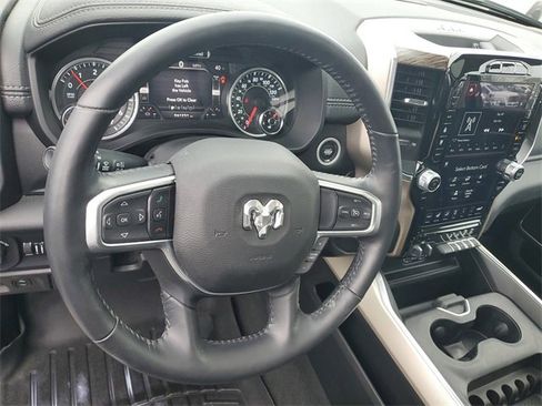 Used 2020 RAM 1500 Laramie image 18