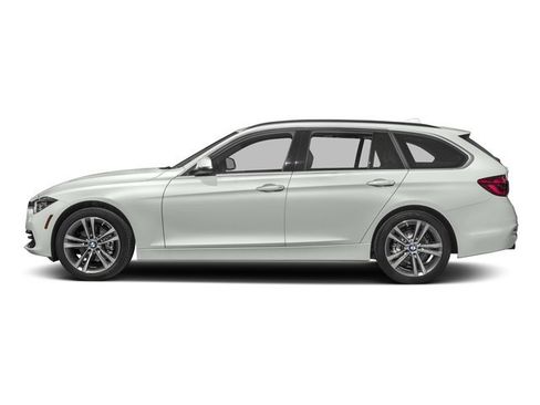 Used 2017 BMW 330i xDrive Wagon AWD/4WD image 3