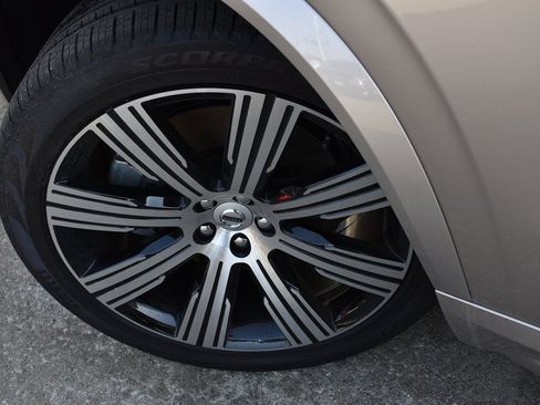 New 2025 Volvo XC90 T8 Plus w/ Protection Package Premier image 22