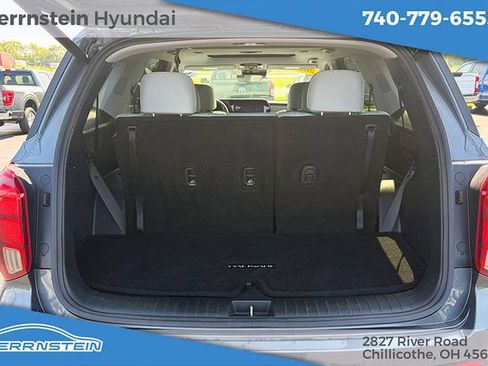 Used 2024 Hyundai Palisade SEL w/ Premium Package AWD/4WD image 14