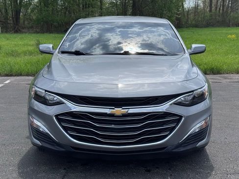 Used 2025 Chevrolet Malibu LS FWD image 3
