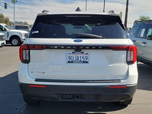 Used 2025 Ford Explorer Active image 24