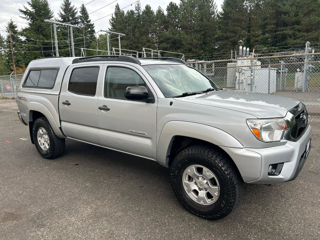Used 2012 Toyota Tacoma 4x4 Double Cab w/ TRD Off-Road Pkg image 3
