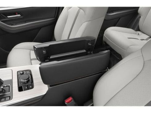 Used 2024 MAZDA CX-90 3.3 Turbo w/ Preferred Plus image 17