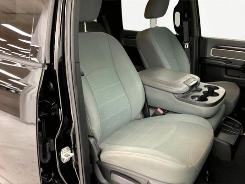 Used 2022 RAM 2500 Big Horn w/ Protection Group image 24