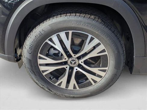 New 2025 Mercedes-Benz GLB 250 image 9