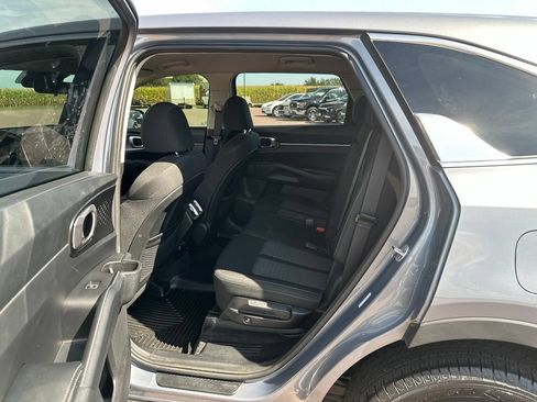Used 2021 Kia Sorento LX AWD/4WD image 21