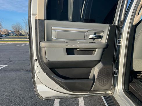 Used 2016 RAM 2500 Big Horn AWD/4WD image 19