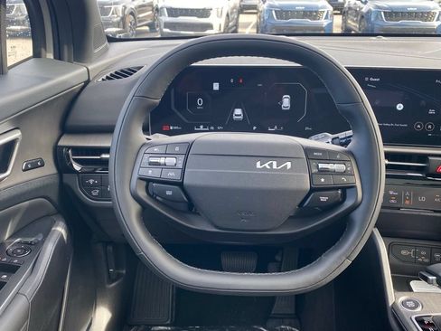 New 2026 Kia Sportage X-Line w/ X-Line Technology Package AWD/4WD image 13
