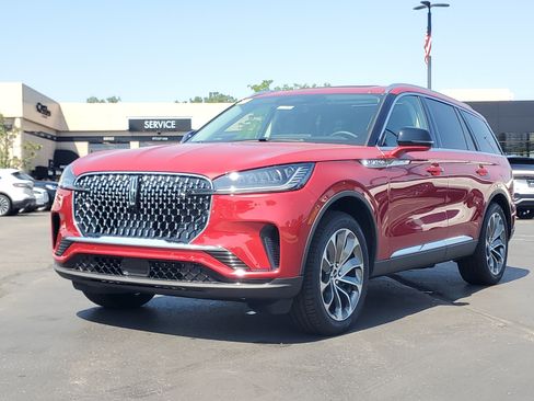 New 2026 Lincoln Aviator AWD image 2