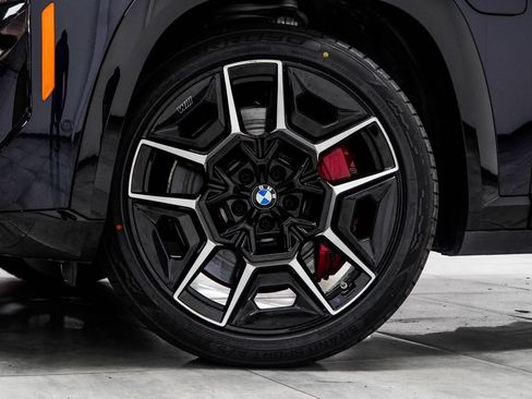 Used 2023 BMW XM w/ M Driver's Package AWD/4WD image 6