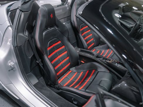 Used 2022 Ferrari SF90 Spider image 35