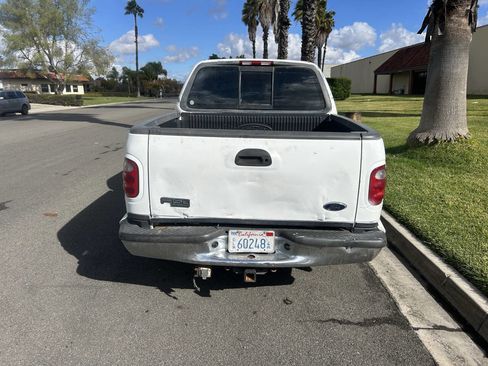 Used 2002 Ford F150 King Ranch image 4