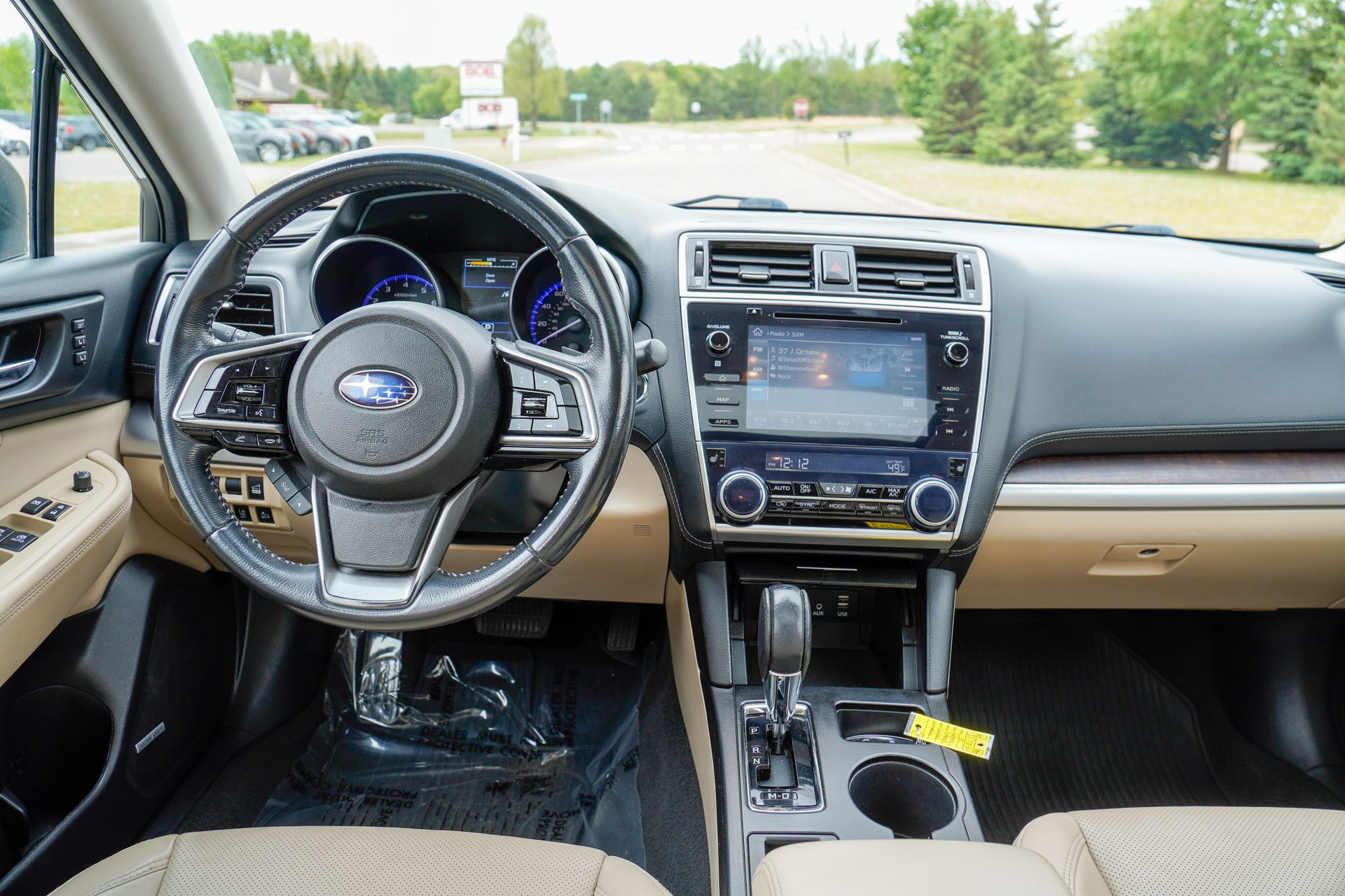 Used 2018 Subaru Outback 3.6R Limited AWD/4WD image 14
