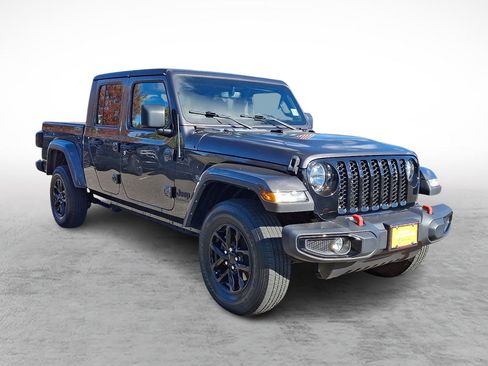 Certified 2022 Jeep Gladiator Sport image 7