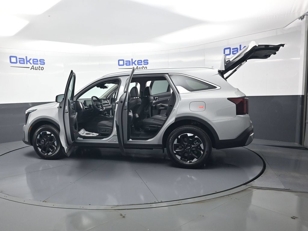Certified 2026 Kia Sorento S AWD/4WD image 55