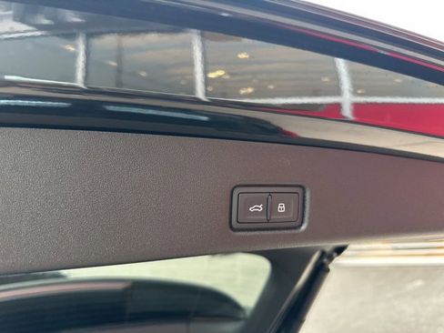 New 2025 Audi Q5 Prestige image 15