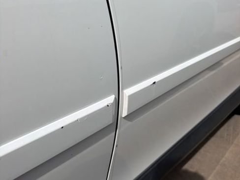 Used 2017 Toyota RAV4 LE w/ Carpet Mat Package image 9