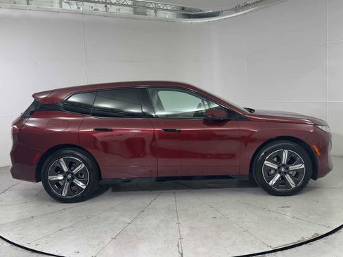 Certified 2026 BMW iX xDrive60 image 9