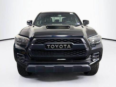 Used 2019 Toyota Tacoma TRD Pro AWD/4WD image 2