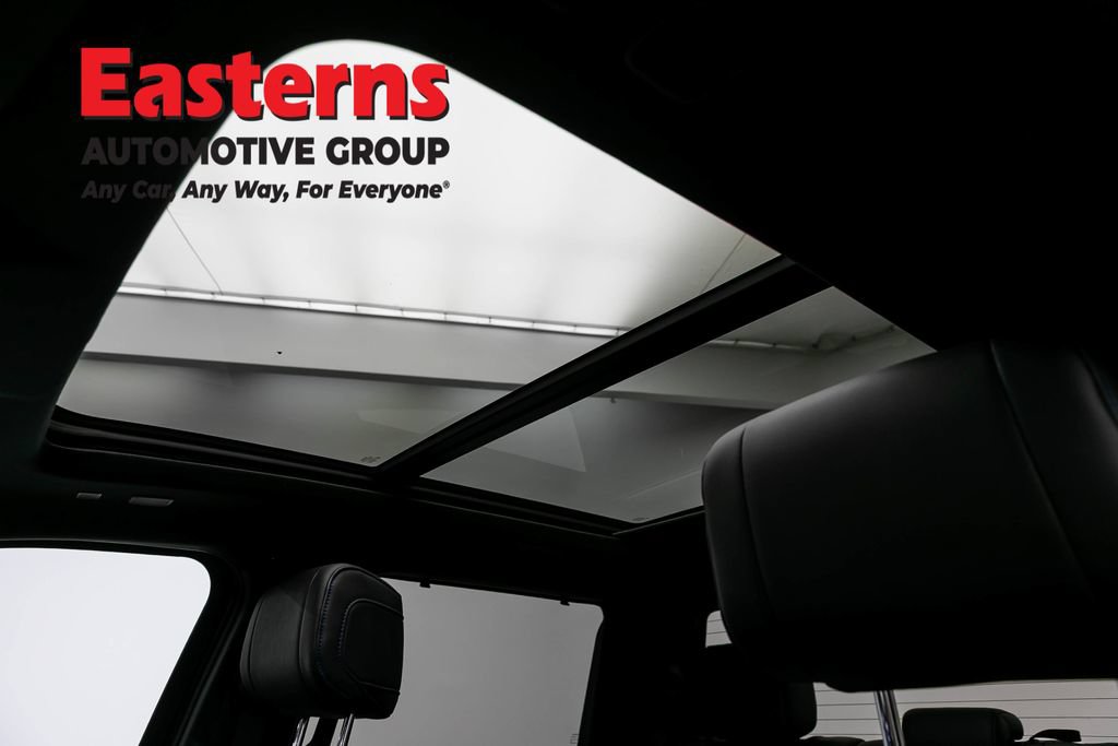 Used 2023 Toyota Tundra Platinum AWD/4WD image 39
