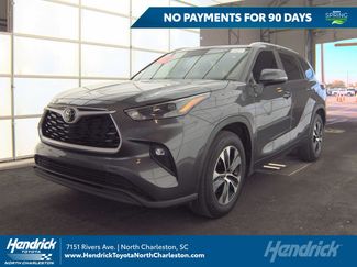 Used 2023 Toyota Highlander XLE video 1