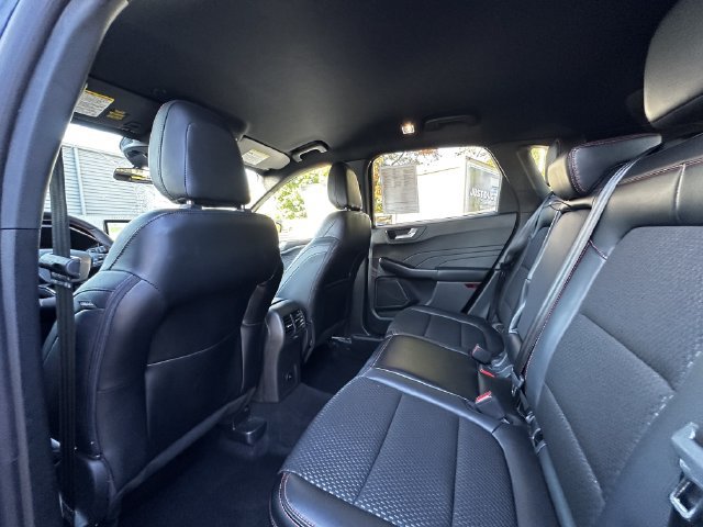 Certified 2024 Ford Escape ST-Line w/ Tech Pack #1 AWD/4WD image 18