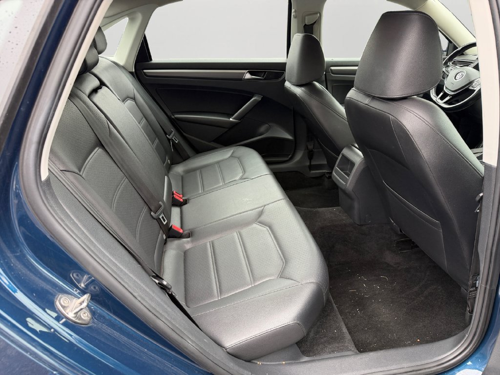 Used 2018 Volkswagen Passat 2.0T S FWD image 12