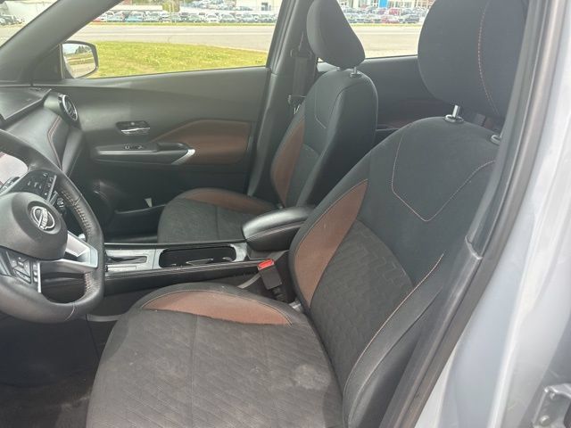 Used 2024 Nissan Kicks SR FWD image 12