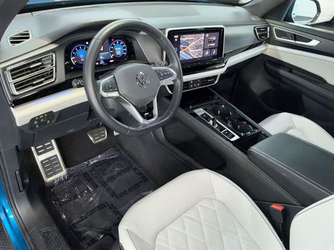 Certified 2024 Volkswagen Atlas Cross Sport SEL Premium R-Line AWD/4WD image 13