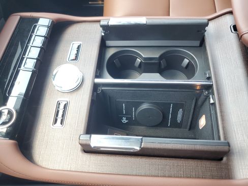 New 2027 Lincoln Navigator Reserve AWD/4WD image 26