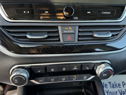 Certified 2023 Nissan Altima 2.5 SR w/ SR Premium Package image 15