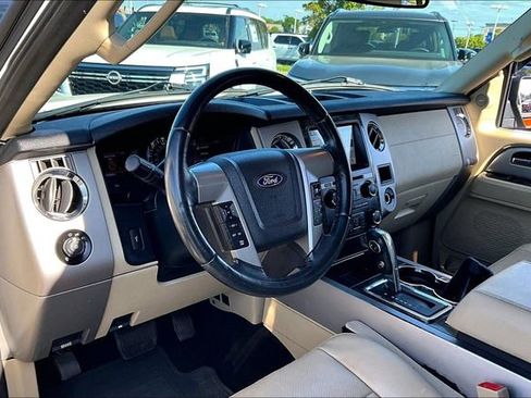 Used 2017 Ford Expedition Limited w/ Equipment Group 301A RWD image 14