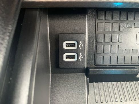 Used 2019 Ford Expedition Limited w/ Equipment Group 303A image 30