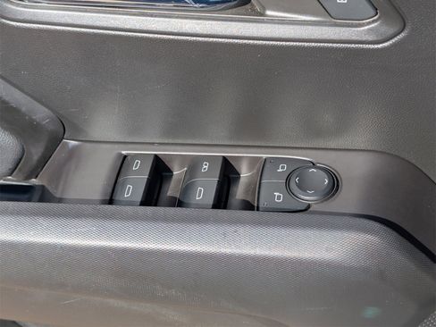 Used 2024 GMC Canyon Elevation w/ Elevation Premium Package image 24