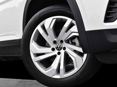Certified 2023 Volkswagen Atlas SE AWD/4WD image 3