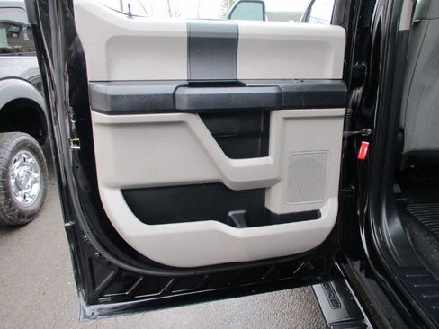 Used 2017 Ford F250 XL w/ STX Appearance Package image 35