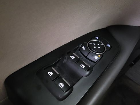Used 2017 Lincoln MKX Reserve FWD image 27