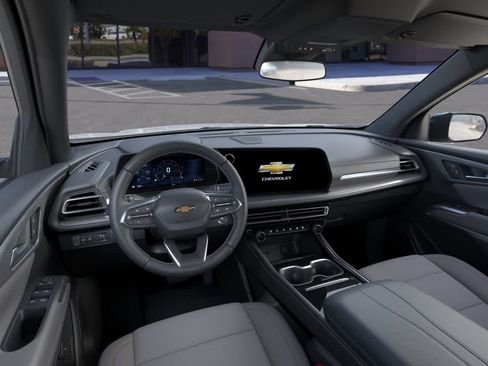 New 2026 Chevrolet Traverse LT w/ LPO, Floor Liner Package image 15