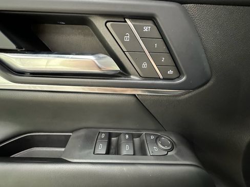 Certified 2025 GMC Terrain Elevation w/ Elevation Premium Package AWD/4WD image 25