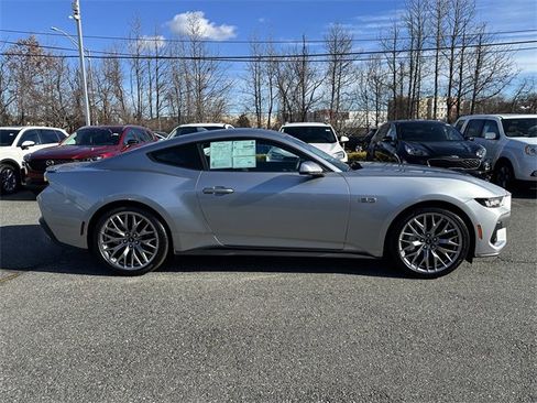 Certified 2024 Ford Mustang GT Premium image 4